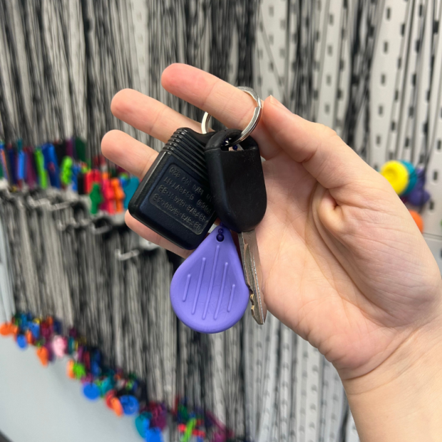 ARK SensaStones™ fidgetfidget-nøglevedhæng